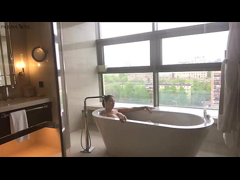 ❤️ Enorme babe die hartstochtelijk haar poesje aftrekt in de badkamer Super sex at nl.vlad-massage-salon.ru