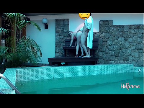 ❤️ Baas nodigt meid uit naar het zwembad, maar kon een hete niet weerstaan Super sex at nl.vlad-massage-salon.ru